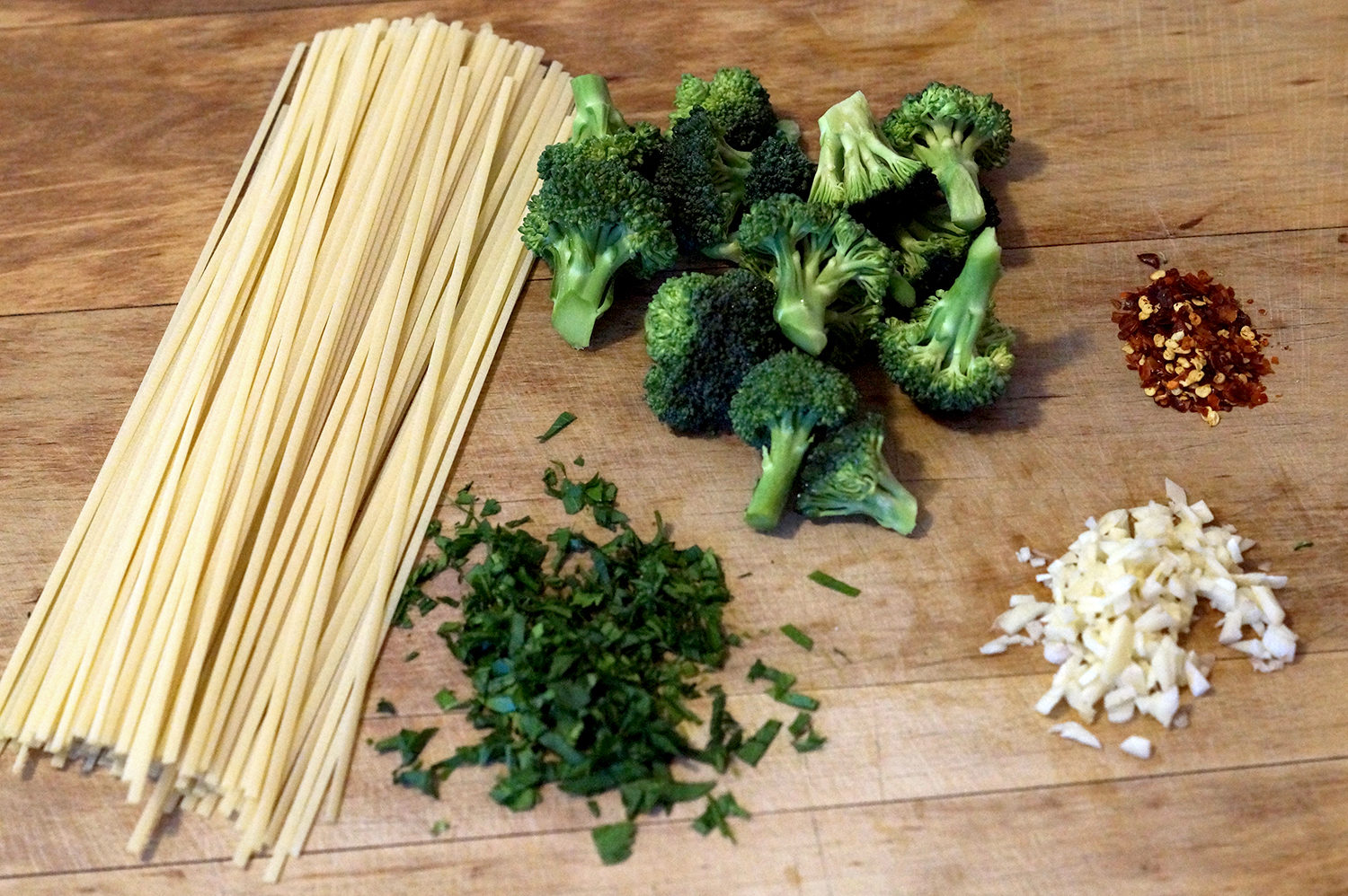 Shrimp and Broccoli Linguine Ingredients